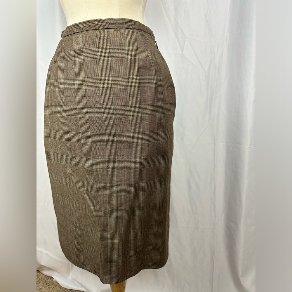 New Dolce & Gabbana Brown Wool Skirt with Pleated Back Sz 40 - Picture 3 of 3